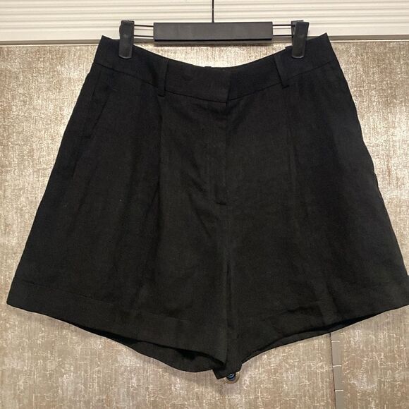 Michael Kors Collection 100% linen shorts, size 8 - Picture 3 of 9